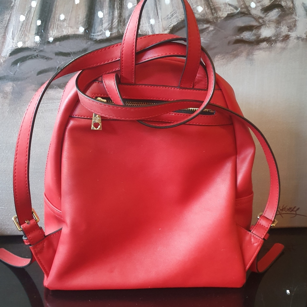 Moschino leather backpack 🎒 - Picture 2 of 3